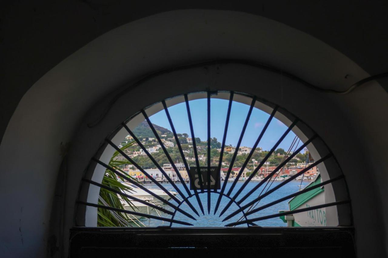 Appartamento Panoramico La Rosa Dei Venti-Libeccio Ischia Extérieur photo